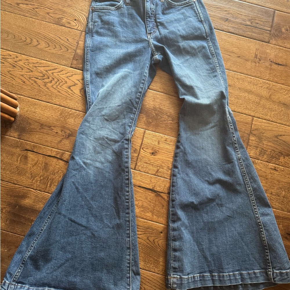 Wrangler Women's Denim Super Flare Jeans